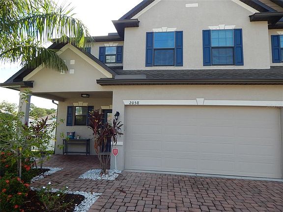2nd image of 2058 La Palma Ave