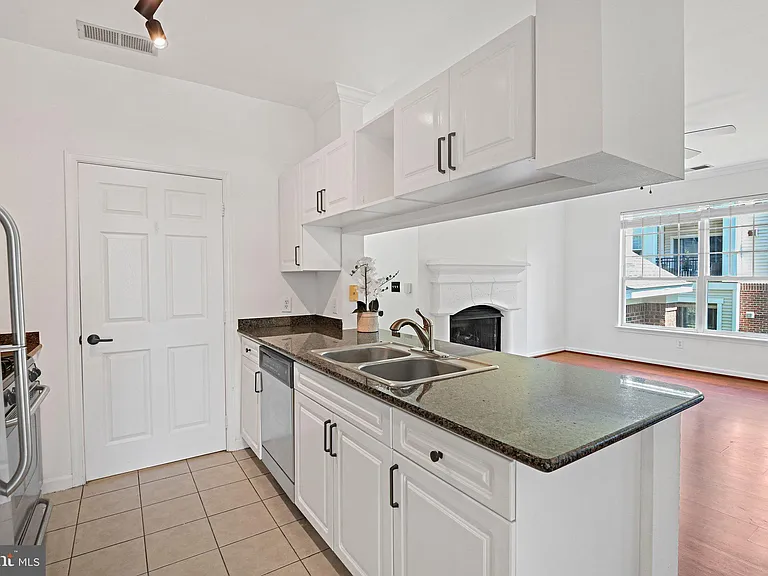 12921 Centre Park Cir #206 — Photo 17