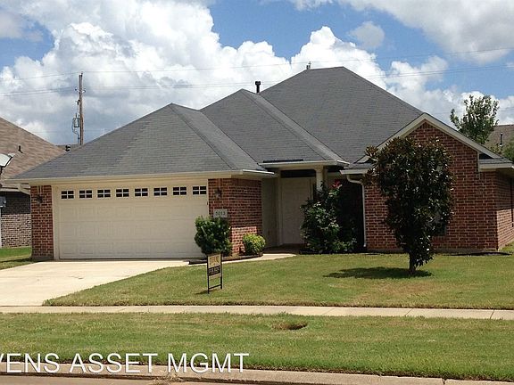 2nd image of 5013 Gen. Polk Dr