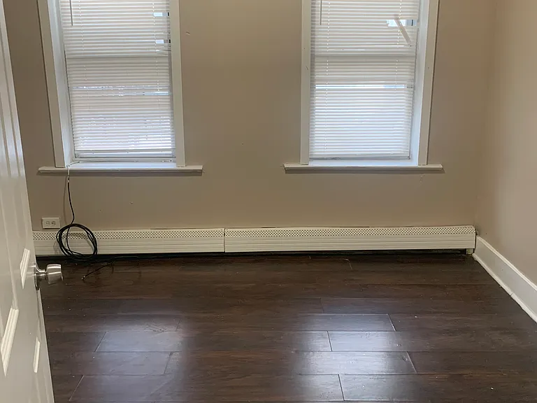 bedroom1