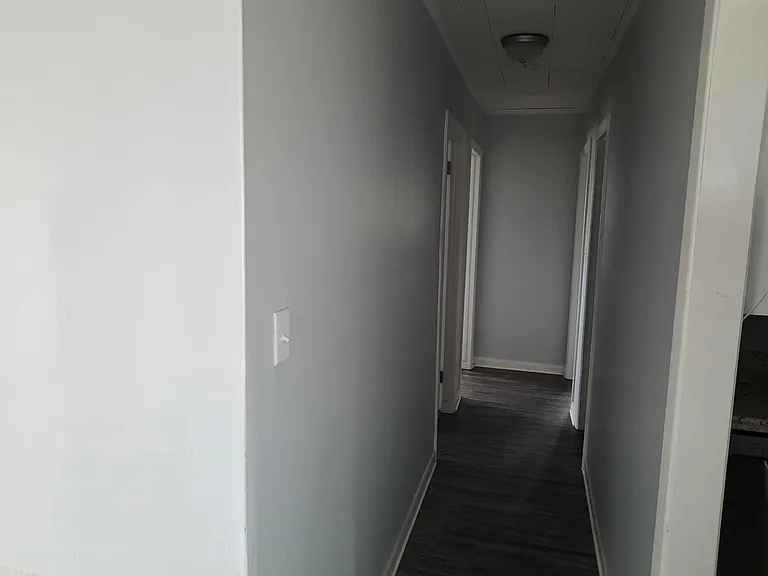 302 W Register Ave — Photo 3