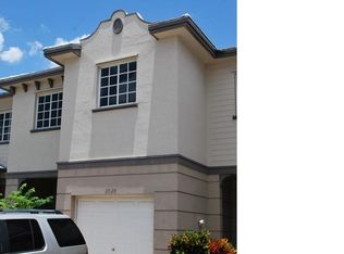 2028 Freeport Ln, Riviera Beach, FL 33404