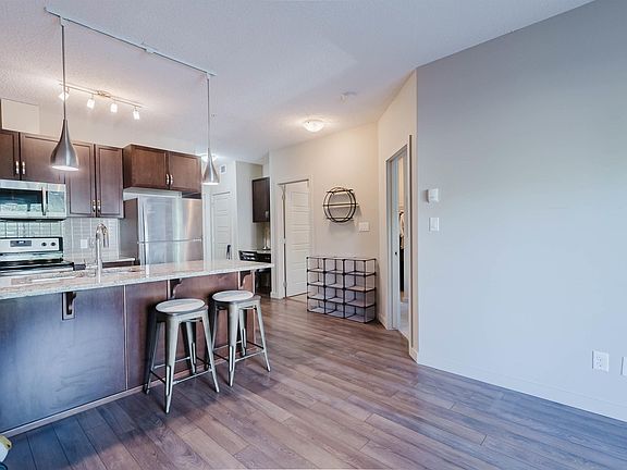 5th image of 508 Griesbach Parade NW #217