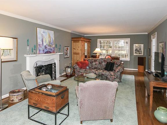 5th image of 3500 Meadow Ln