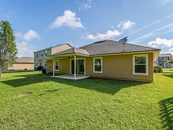 3rd image of 3683 Summit Oaks Dr