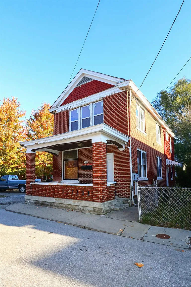 813 Liberty St photo 1