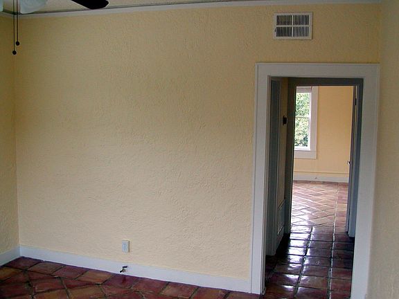 2nd image of 323 Carleton Ct APT 6
