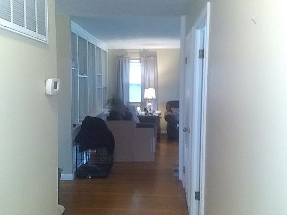 3rd image of 9918 West Ave