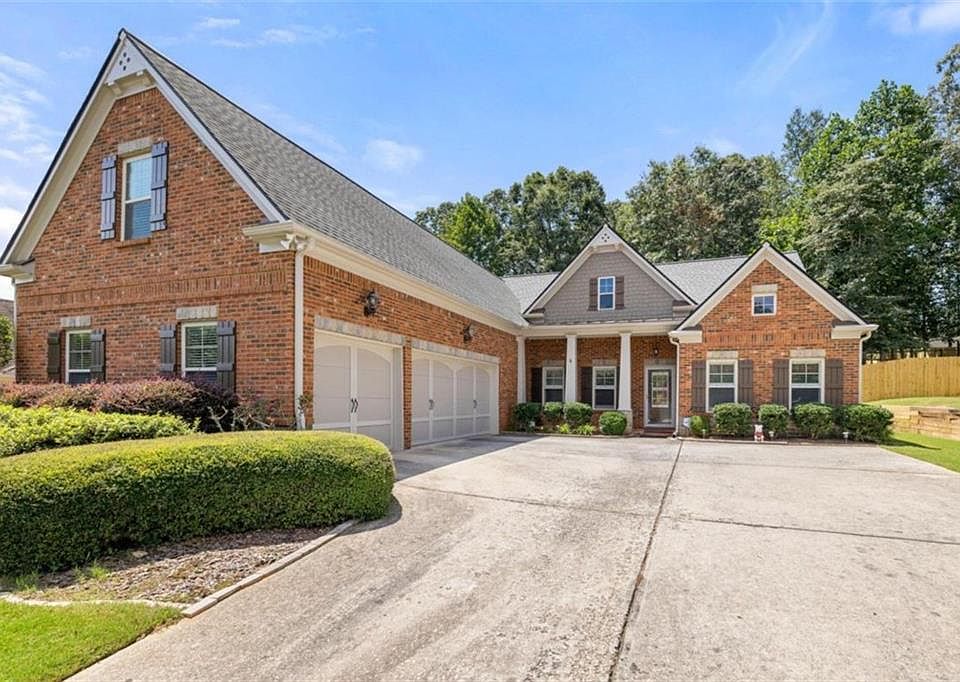 1st image of 172 Bakers Farm Cir
