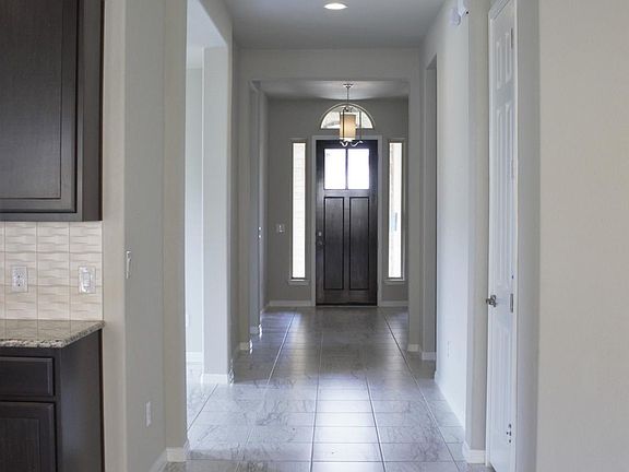 2nd image of 904 Kingston Pl