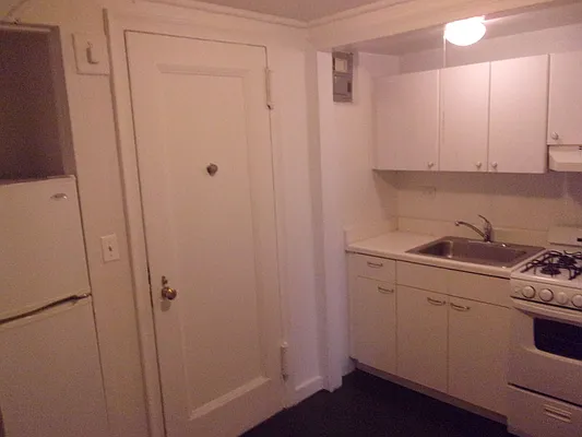 Rented by Carlyle Property Management | media 6