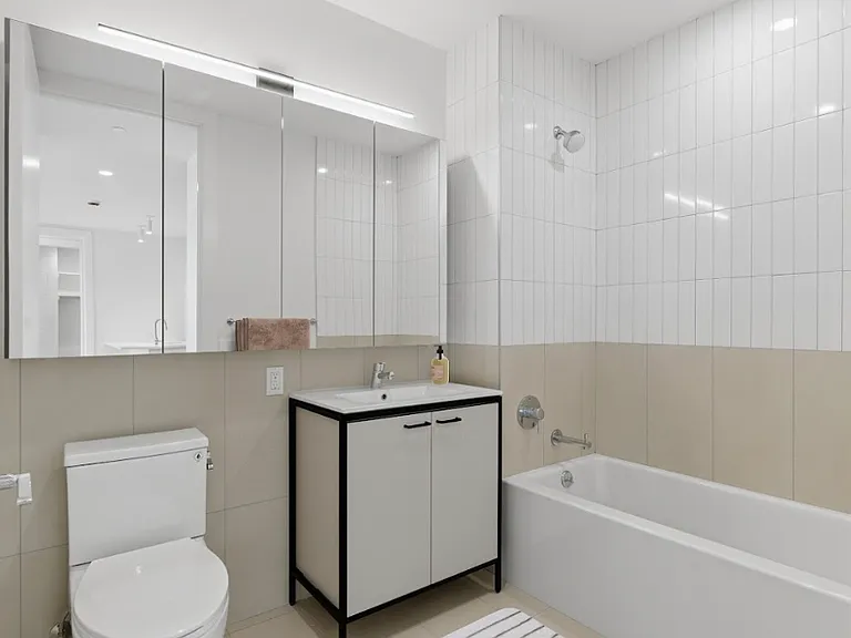 636 W 158th St #2B — Photo 13