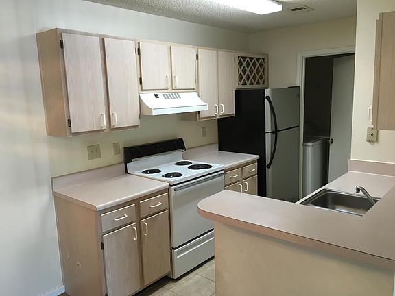 4th image of 2524 Grassy Point Dr Unit 102