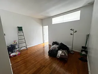 Rented by Salon Realty Corp