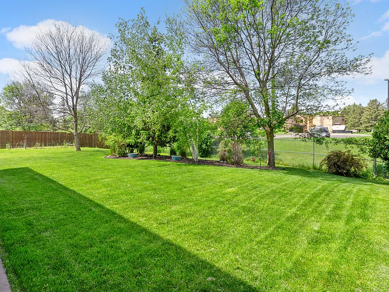 1775 Gettysburg Ct — Photo 32