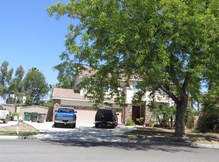 3521 Summertree Ln, Corona, CA 92881