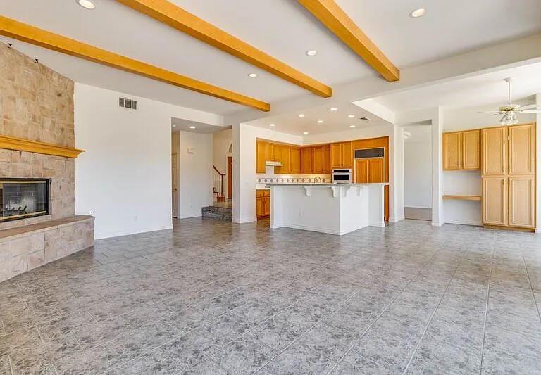 32579 Valentino Way — Photo 8