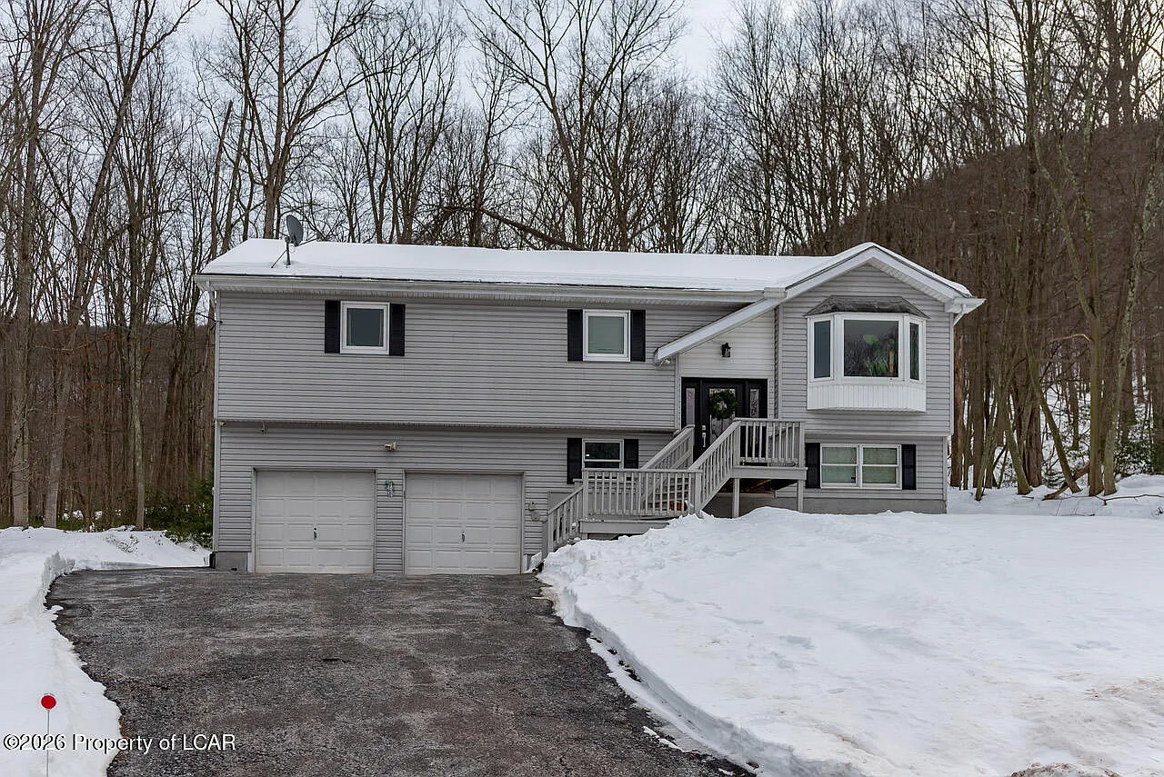 165 Buck Ridge Dr photo 1