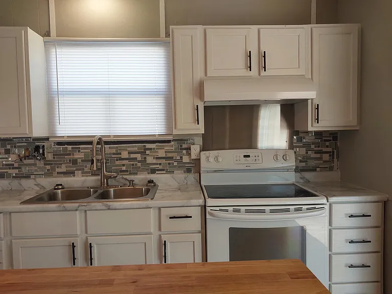 Pleasant Ridge — Photo 25