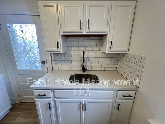 5th image of 312 N Reservoir St Floor 2