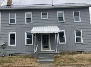 353 6th Ave, New Brighton, PA
