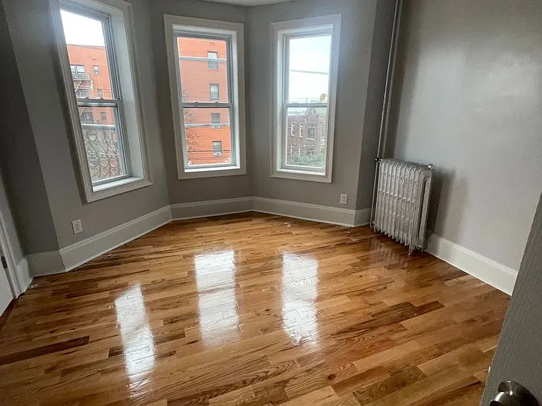 1101 - OM 1101-1109 Palisade Avenue LLC — Photo 11