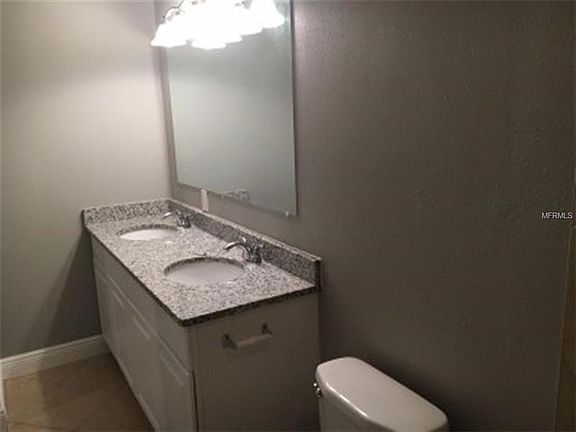5th image of 133 Japonica Dr