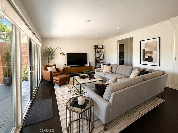 5th image of 10230 Autumn Leaf Cir