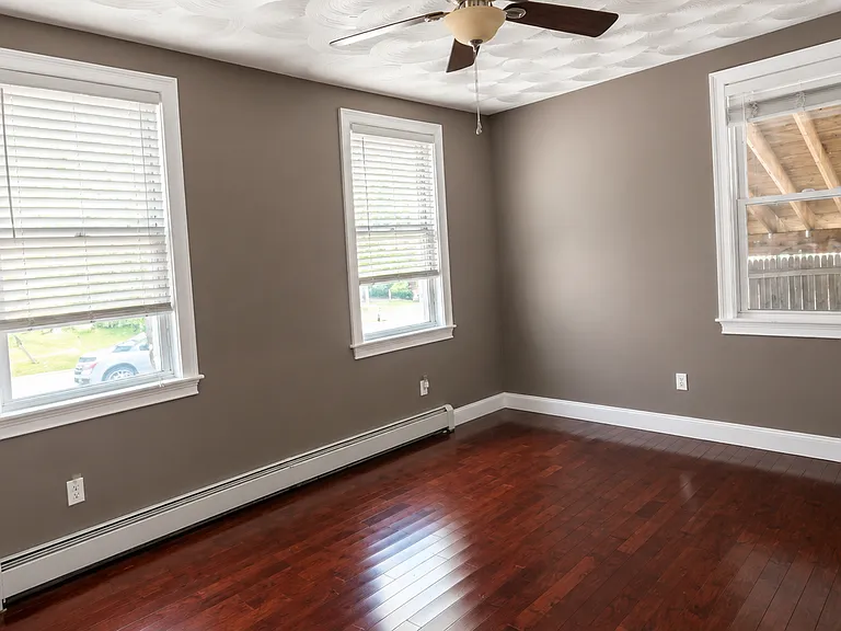 18 S Main St #3 — Photo 9