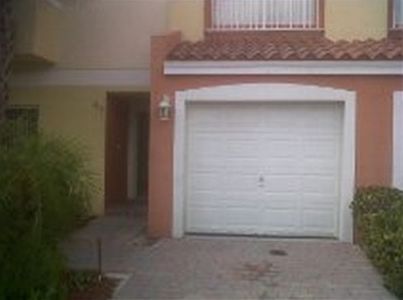 1st image of 209 NE 14th Ave