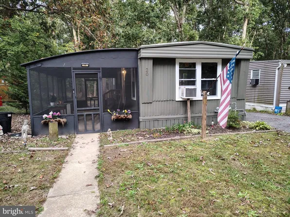 20 Hazelwood Dr, Elmer, NJ 08318