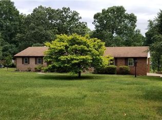 5543 Qualla Rd, Chesterfield, VA 23832