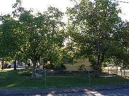 1st image of 805 N 34th Ave