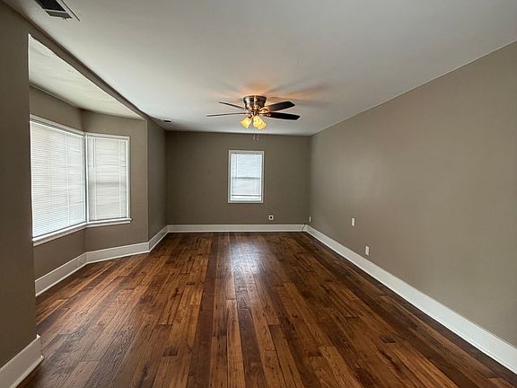 3rd image of 535 E Van Bibber Ave #535