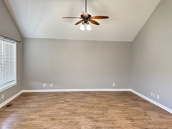 5th image of 673 Sly Fox Dr