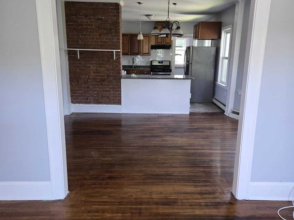 175 Wilson St UNIT 2
