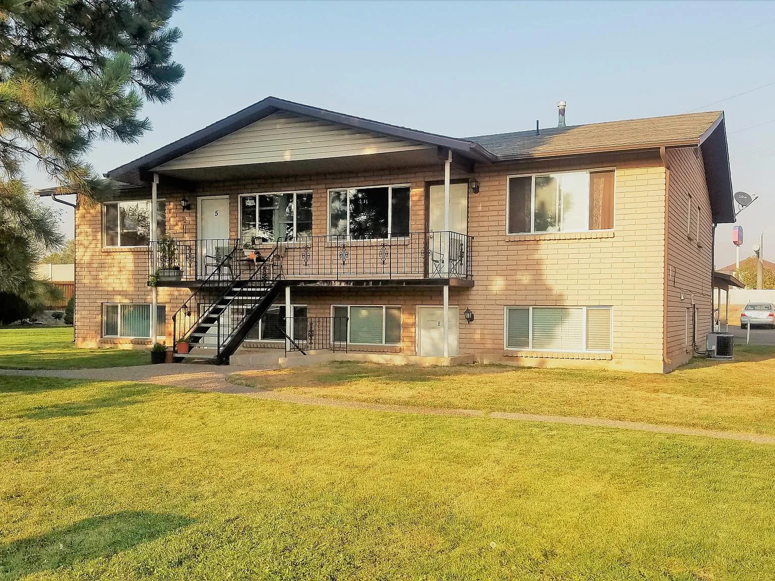 1658 N 1400 W — Photo 1