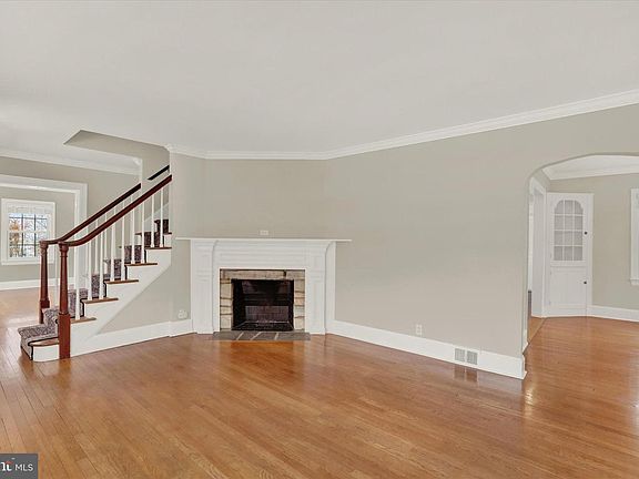 5th image of 1810 Wrightfield Rd