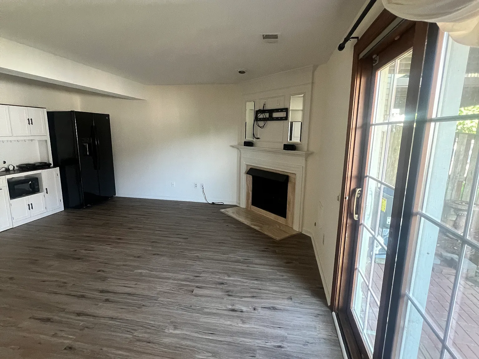 2665 McGuffeys Ct — Photo 3