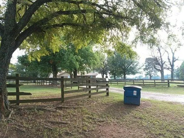 180 An County Rd #455, Montalba, TX 75853