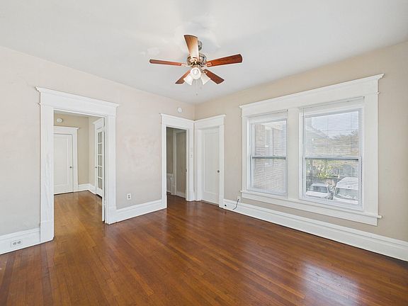 5th image of 1630 Richmond Ave APT 4