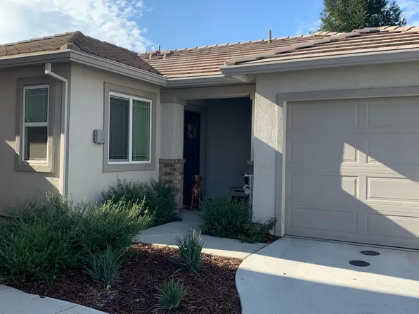 4373 Silver Cedar Ln, Sacramento, CA 95834