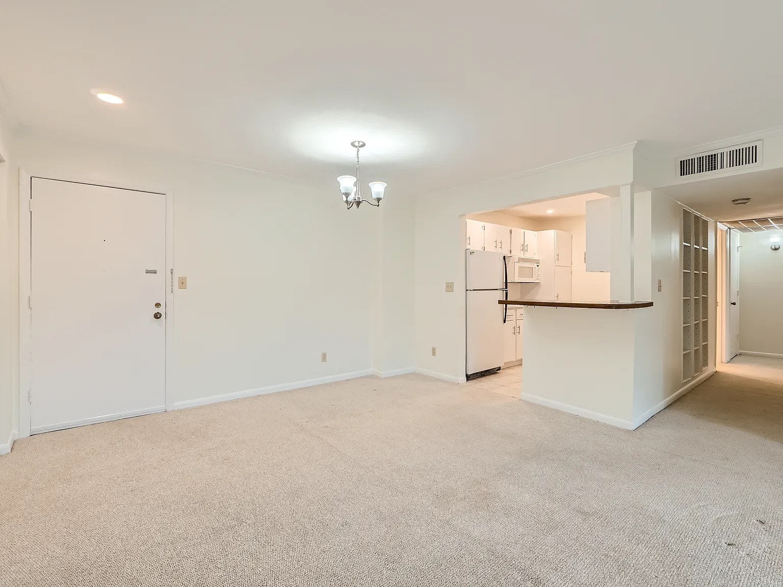 2 bed, 1066 sqft, $2,495 — Photo 4