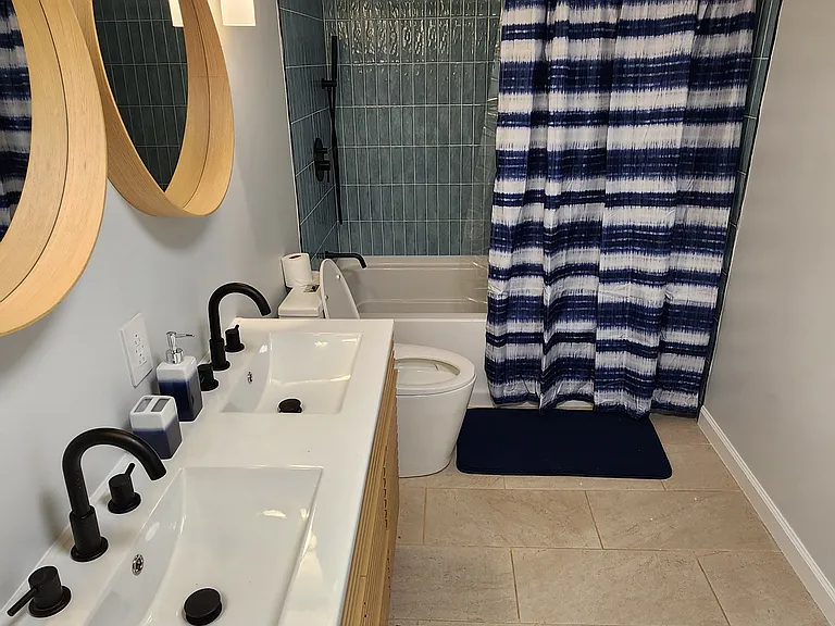 11210 Kansas Ave NW — Photo 2