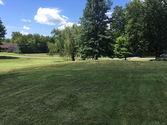 2nd image of 265 Woodland Dr