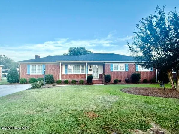 4163 Edgewood Drive, Ayden, NC 28513