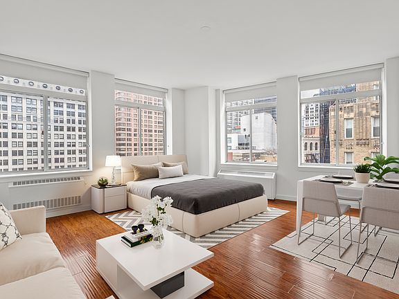 2nd image of 90 John St Unit 1813