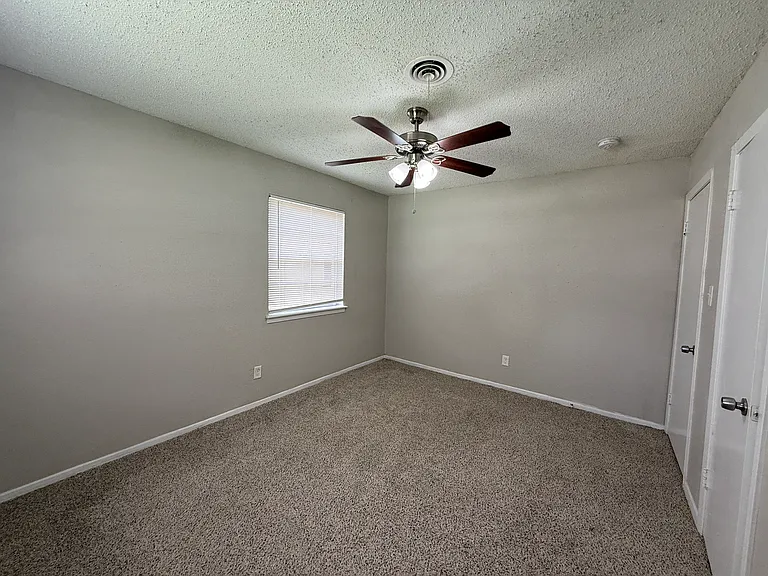 3512 Bahamas Dr — Photo 13