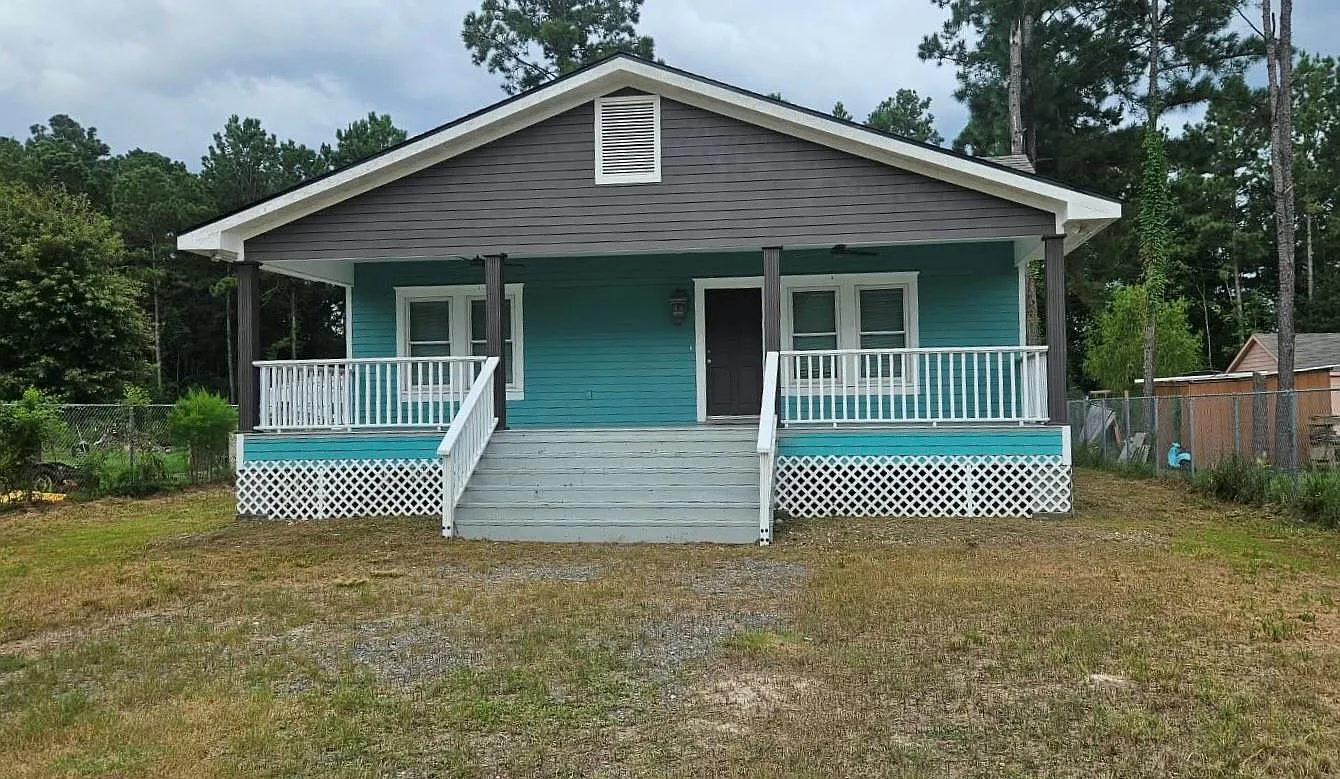 3 bed, 3.0 bath, 1326 sqft, $1,700 — Photo 1