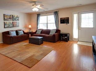 3rd image of 506 Ashford Ln
